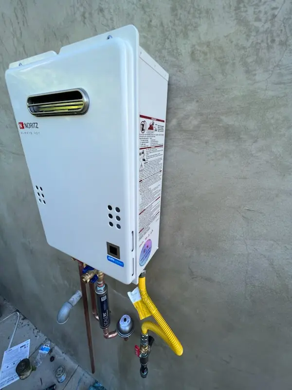 Tankless water heater installation for Bowling Green homes